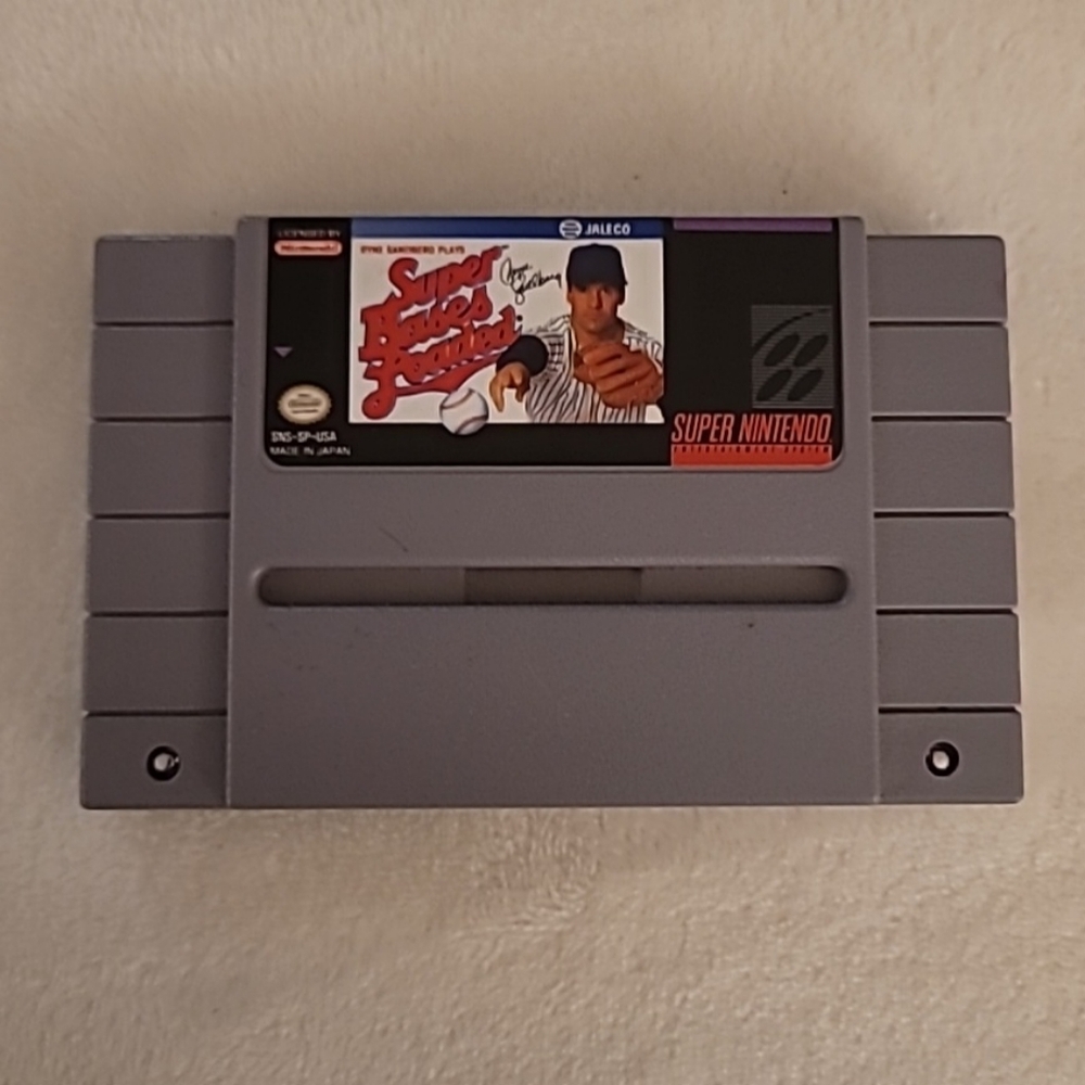 Super Bases Loaded game cartridge Super Nintendo Entertainment System 1991 SNES